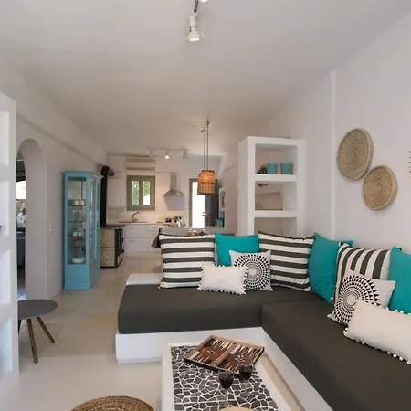 Holiday home Chic Designed House With 2 Bedrooms In Paros Drios
