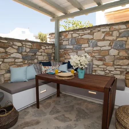 Chic Designed House With 2 Bedrooms In Paros Holiday home