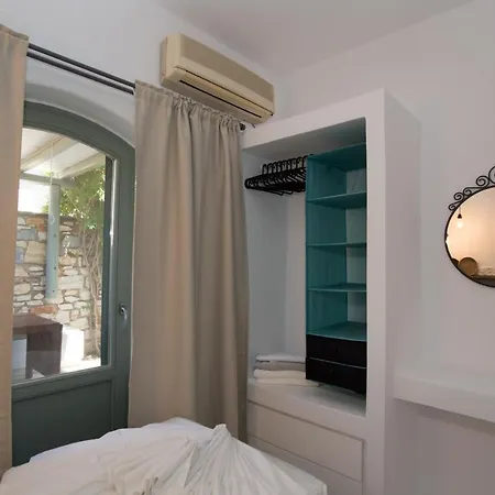 Chic Designed House With 2 Bedrooms In Paros Holiday home